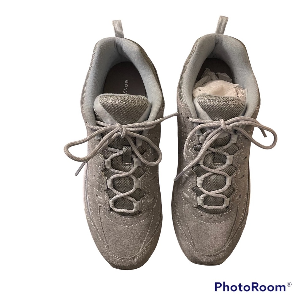 Easy Spirit Romy Walking Sneaker